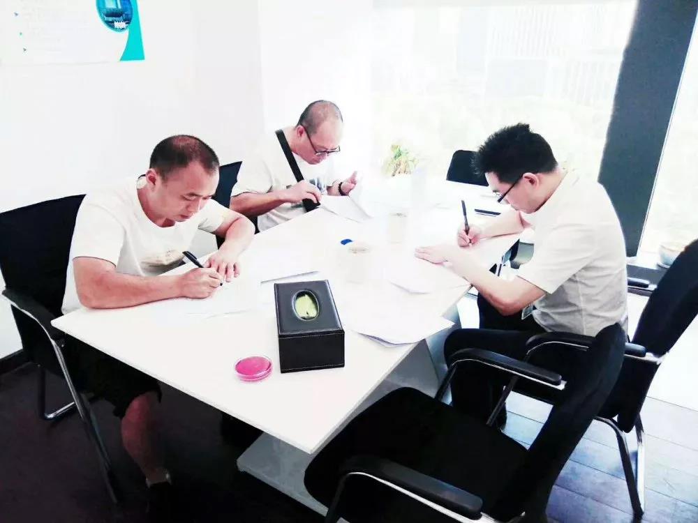 熱烈祝賀曾總簽約創綠家江西省贛州市縣級代理！