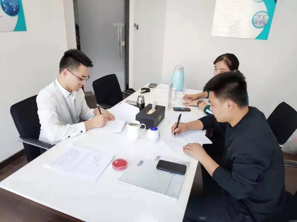 熱烈祝賀王總簽約創綠家陜西省西安市區級代理！